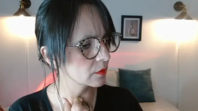 Juliana  lx online show from 03/18/26, 03:04