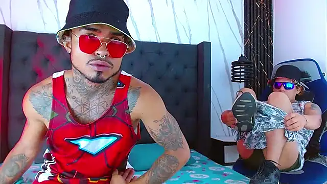 Hot Latino x online show from 11/23/25, 01:55