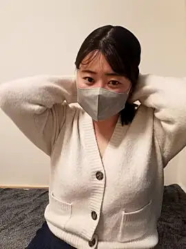 Snapshot of Rinka_0012 chatting on 12/18/25, 11:38 Rinka 0012 online show from 12/18/25, 11:38