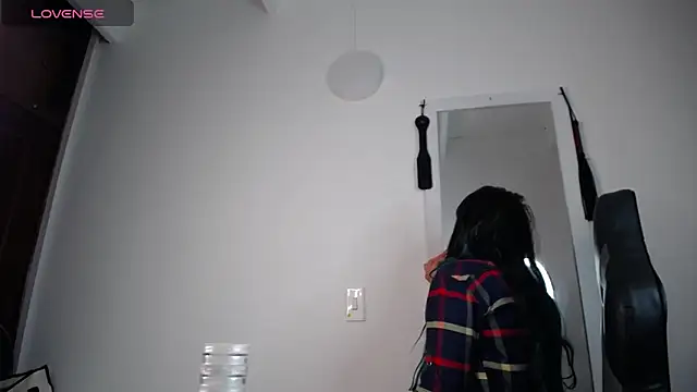 LunaAponte online show from 02/06/26, 03:22