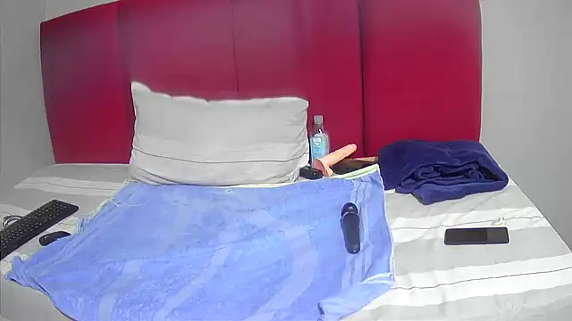 Cherrydollx online show from 02/05/26, 06:51