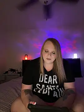 AllieRose94 online show from 12/02/25, 04:29