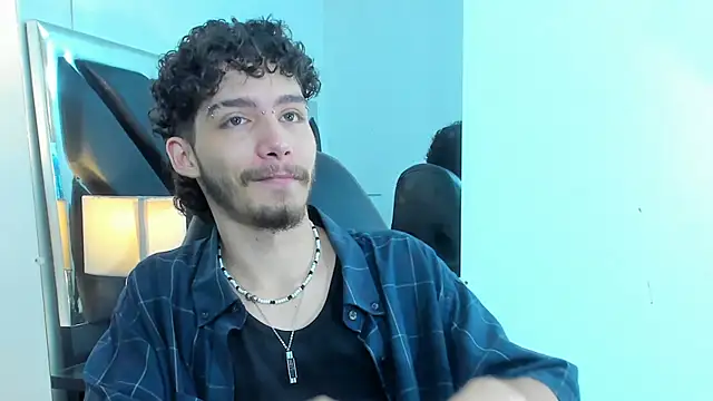 Snapshot of JojoBraando chatting on 11/26/25, 10:44 JojoBraando online show from 11/26/25, 10:44