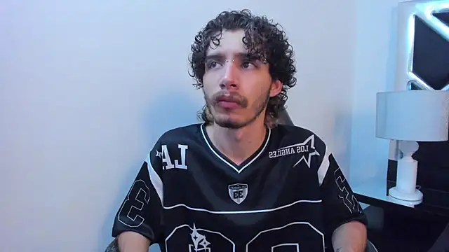 Snapshot of JojoBraando chatting on 04/09/26, 12:21 JojoBraando online show from 04/09/26, 12:21