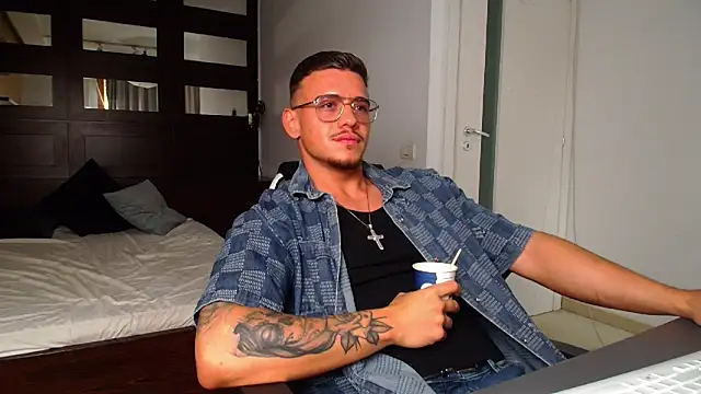 ElijahThorne online show from 03/14/26, 09:26