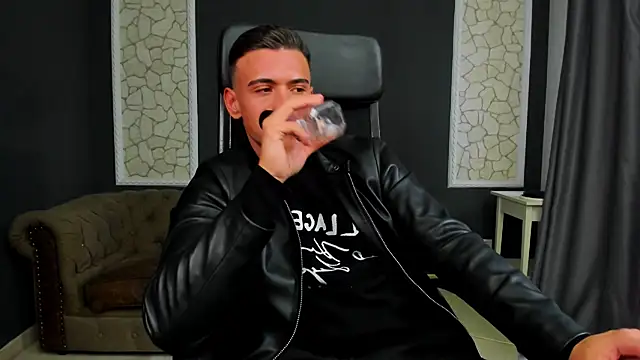 ElijahThorne online show from 03/17/26, 10:40