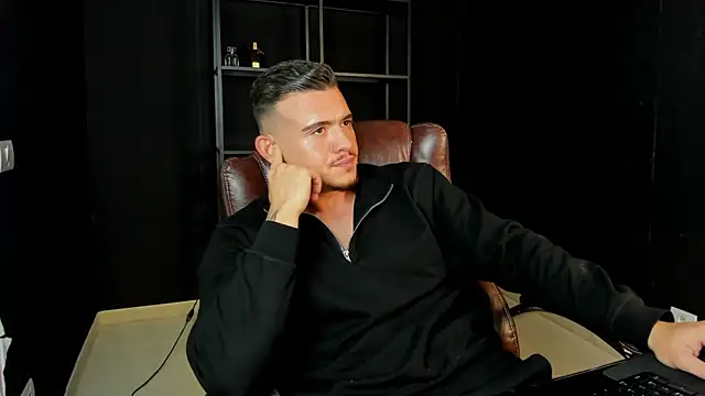 ElijahThorne online show from 04/01/26, 08:48