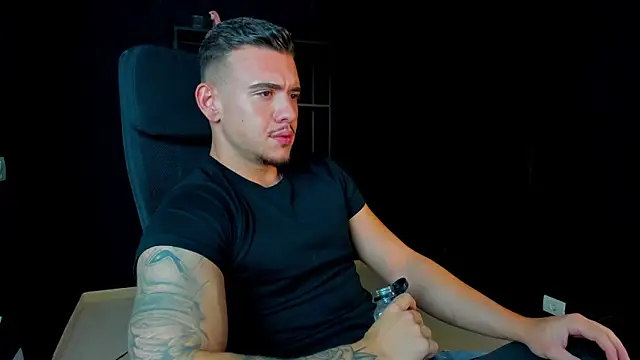 ElijahThorne online show from 04/03/26, 06:44