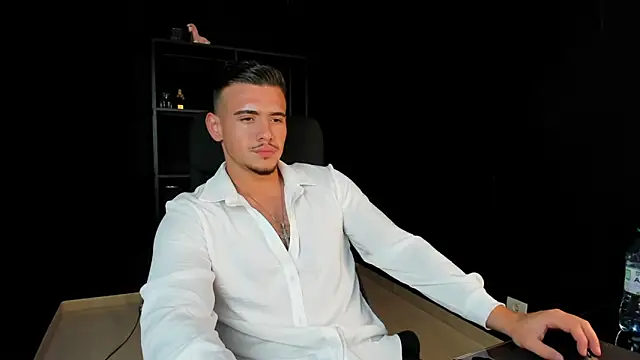 ElijahThorne online show from 04/10/26, 06:40