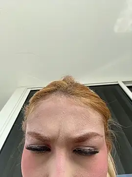 valeryfox   online show from 01/11/26, 06:57