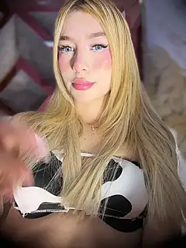 valeryfox   online show from 02/13/26, 09:55