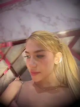 valeryfox   online show from 03/06/26, 06:26