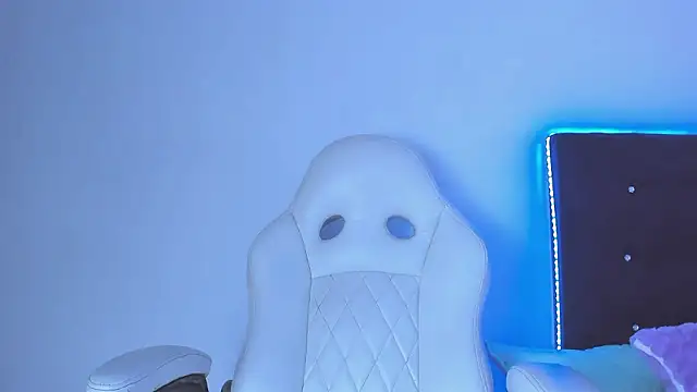 veronicaa squirt online show from 02/21/26, 04:13