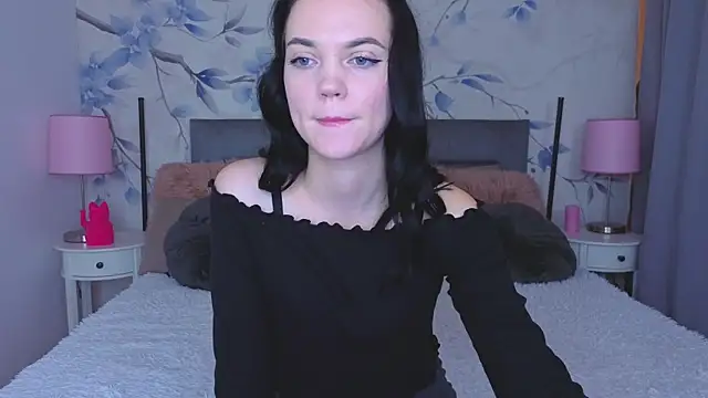 Camila 777  online show from 11/22/25, 09:03