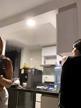 Maddy evill online show from 12/15/25, 11:42