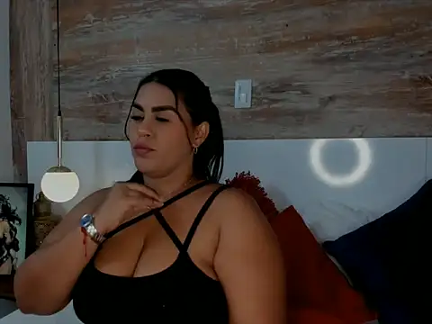 Snapshot of lathiffa chatting on 12/04/25, 08:39 lathiffa online show from 12/04/25, 08:39