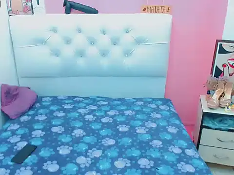 xwetdreamsx online show from 04/22/26, 08:21