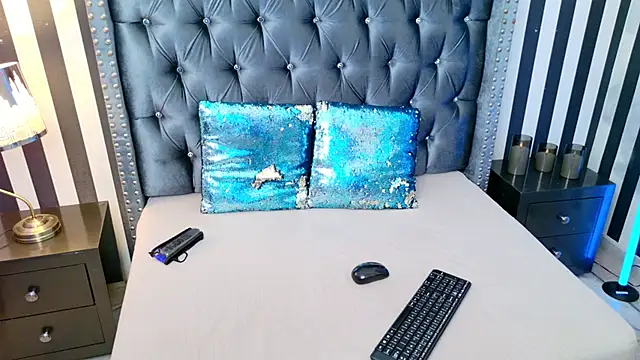 Saripaulin online show from 02/05/26, 10:36