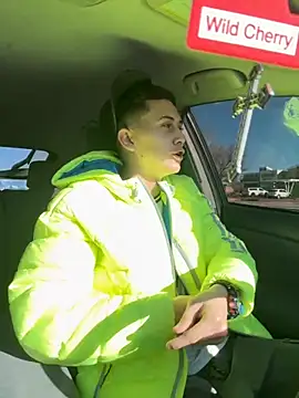 Snapshot of Abrahanm1 chatting on 11/25/25, 05:13 Abrahanm1 online show from 11/25/25, 05:13