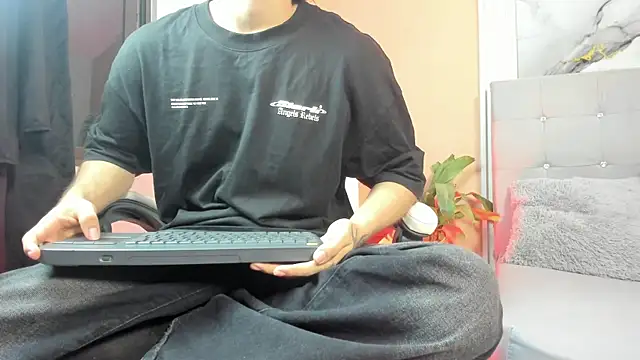 eren jeager online show from 03/25/26, 01:33