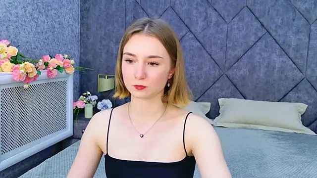 Janice Corona online show from 04/07/26, 03:56