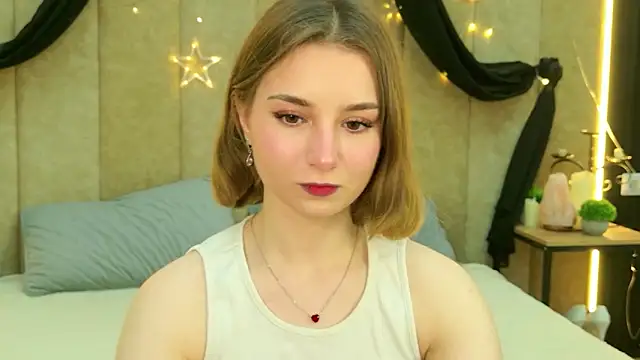 Janice Corona online show from 04/20/26, 03:48