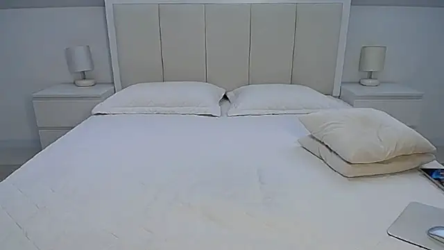 Snapshot of Milena29 chatting on 11/06/25, 06:03 Milena29 online show from 11/06/25, 06:03