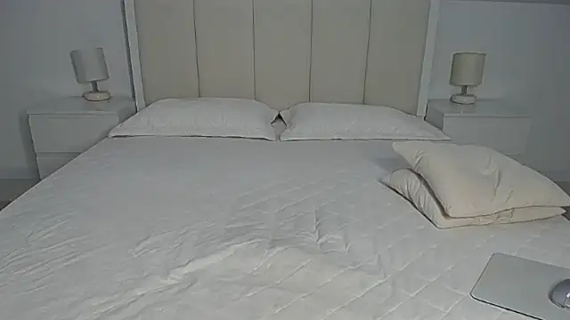 Snapshot of Milena29 chatting on 12/04/25, 05:28 Milena29 online show from 12/04/25, 05:28