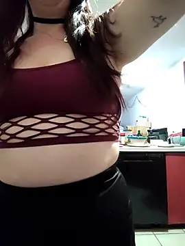 Snapshot of LaylaLucis chatting on 07/19/26, 06:28 LaylaLucis online show from 07/19/26, 06:28