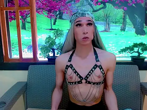 britanny noroeste online show from 12/19/25, 03:24