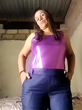 MIA-LARIOS online show from 02/10/26, 03:32