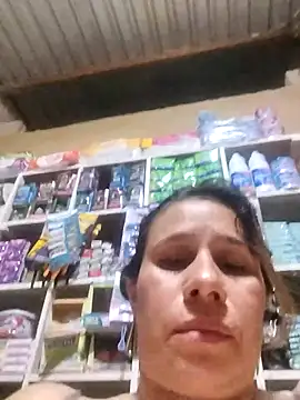 MIA-LARIOS online show from 04/18/26, 02:04