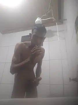 Snapshot of Gzinho69ik chatting on 12/01/25, 10:04 Gzinho69ik online show from 12/01/25, 10:04