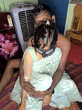 Laxmidevi000 online show from 06/27/26, 07:46