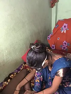 Laxmidevi000 online show from 07/23/26, 04:05