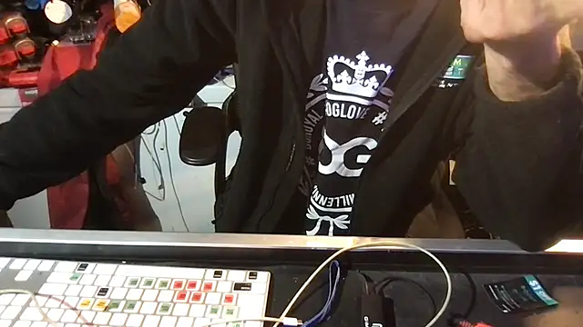 SinlessFreedom7 online show from 02/06/26, 03:55