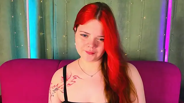 Snapshot of KellyFiery chatting on 05/10/26, 01:11 KellyFiery online show from 05/10/26, 01:11