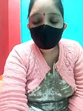 Snapshot of Priya_089 chatting on 12/05/25, 04:54 Priya 089 online show from 12/05/25, 04:54