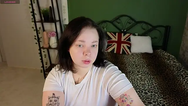 Vlada vv online show from 04/18/26, 05:55