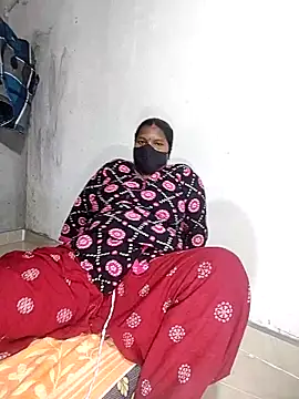 Desicouple1706 online show from 04/04/26, 11:08