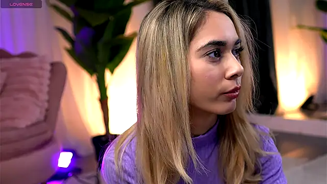 AishleyBee online show from 01/05/26, 05:27