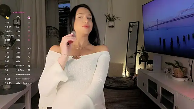 ShyColette online show from 04/13/26, 07:58