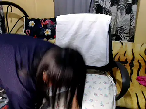 lovelyxmorena online show from 01/12/26, 12:43