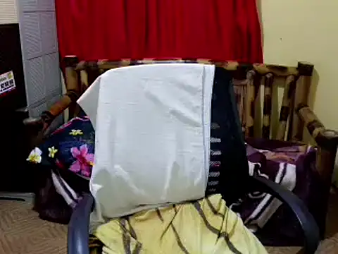 lovelyxmorena online show from 02/15/26, 07:54