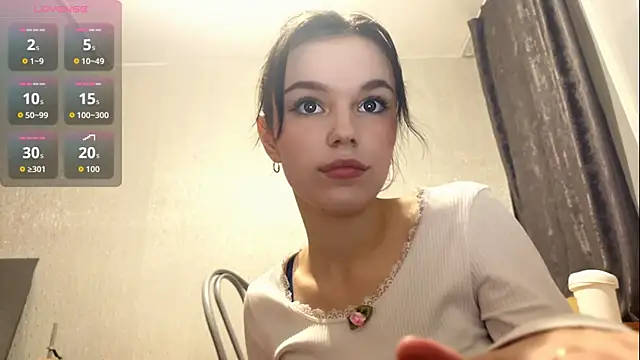 StacieGregoreski online show from 11/28/25, 02:53