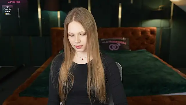 Charlotte Dreams online show from 03/11/26, 11:38