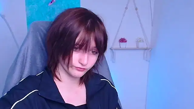 Alice Wonderme online show from 01/11/26, 12:32