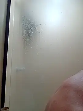 RobertoLuiz84 online show from 04/20/26, 08:21