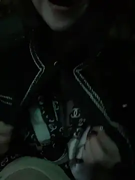 Queen-of-Love online show from 01/13/26, 09:20