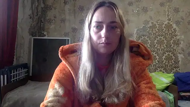 Snapshot of Vassila69 chatting on 12/04/25, 08:34 Vassila69 online show from 12/04/25, 08:34